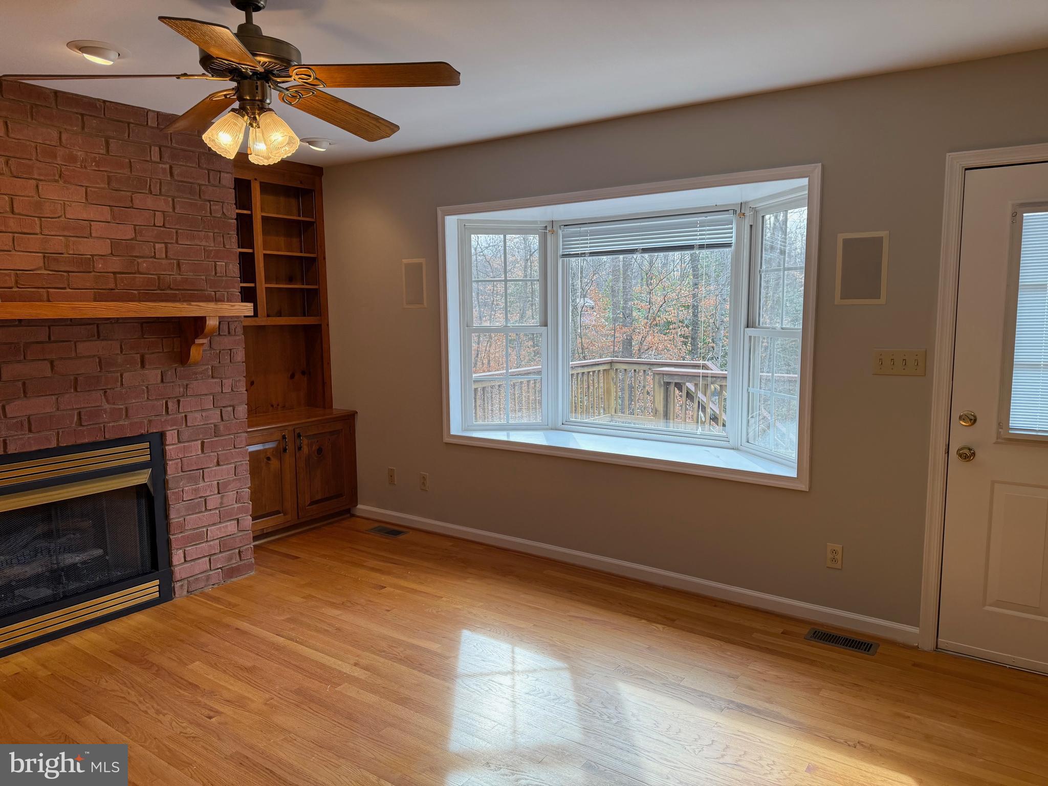 HARRIS CREEK - Residential