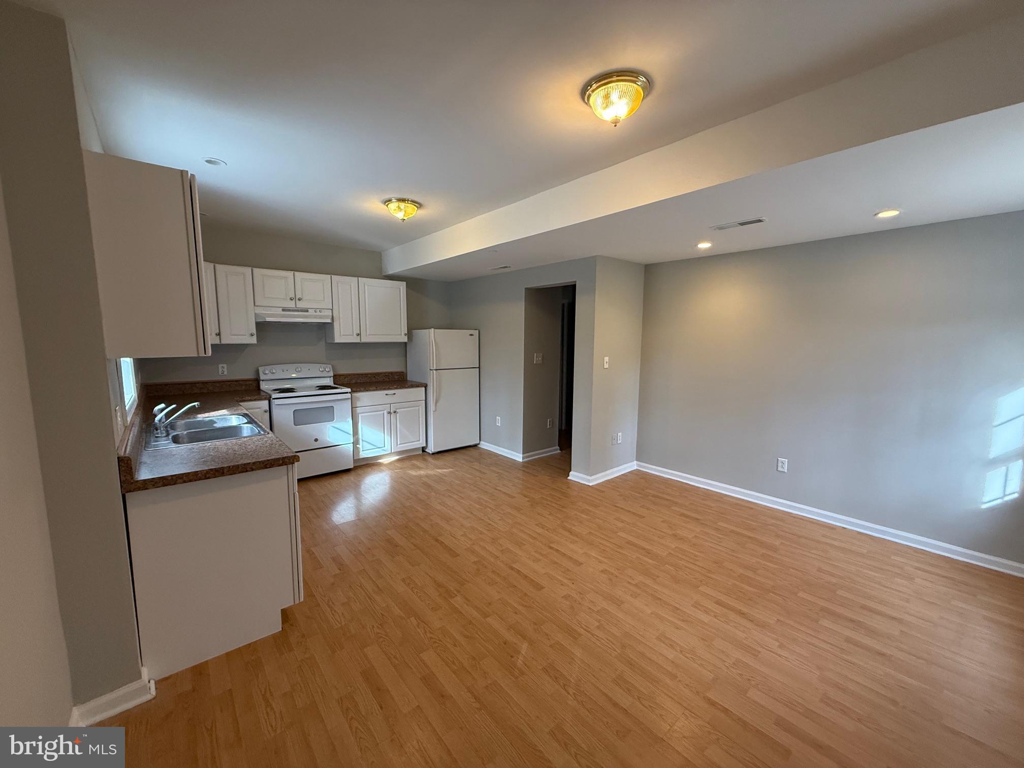 HARRIS CREEK - Residential