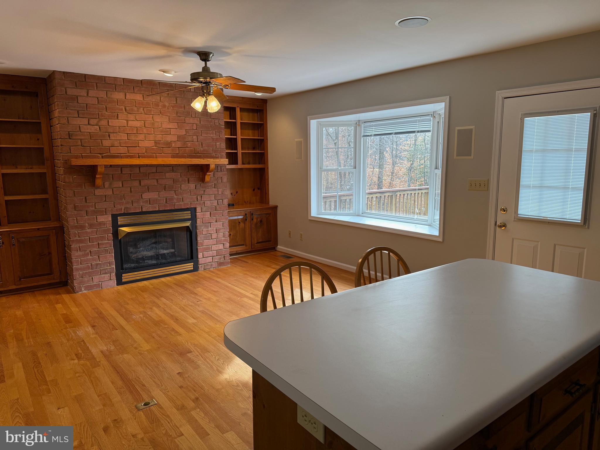 HARRIS CREEK - Residential