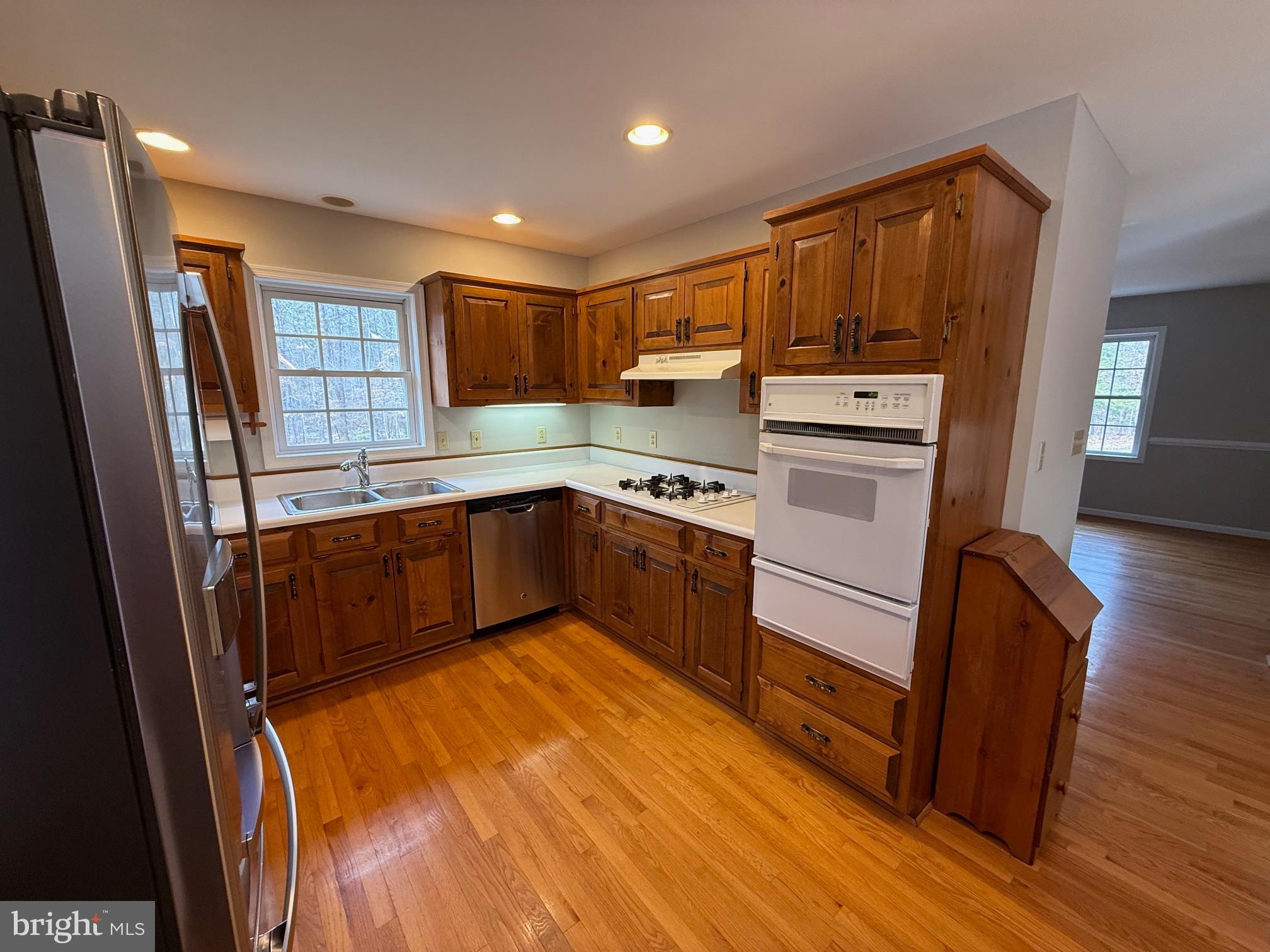 HARRIS CREEK - Residential