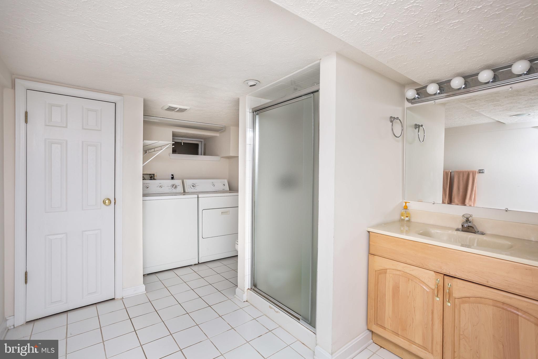 RIVERSIDE - Residential