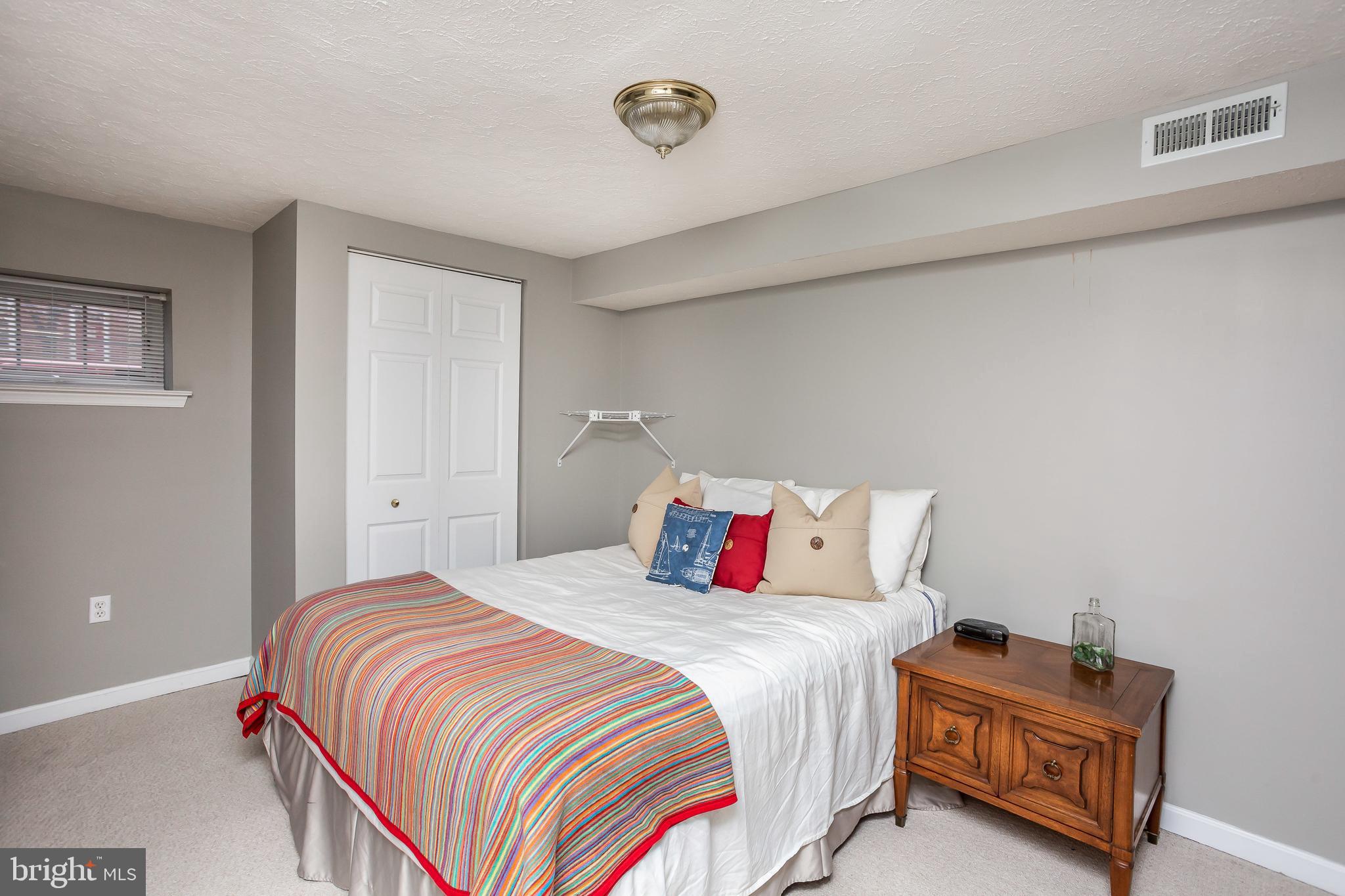 RIVERSIDE - Residential