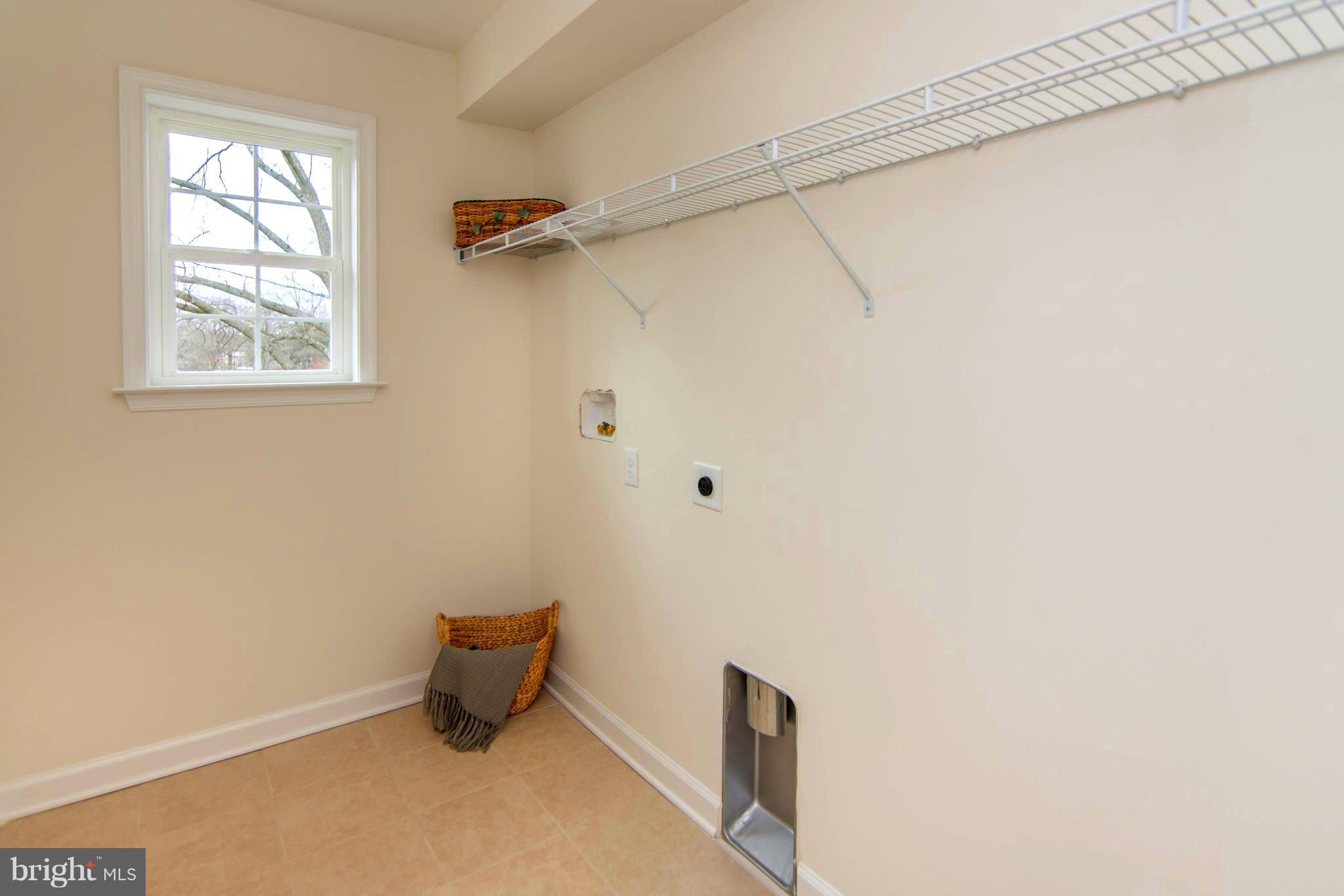 SEVERNA PARK - Residential