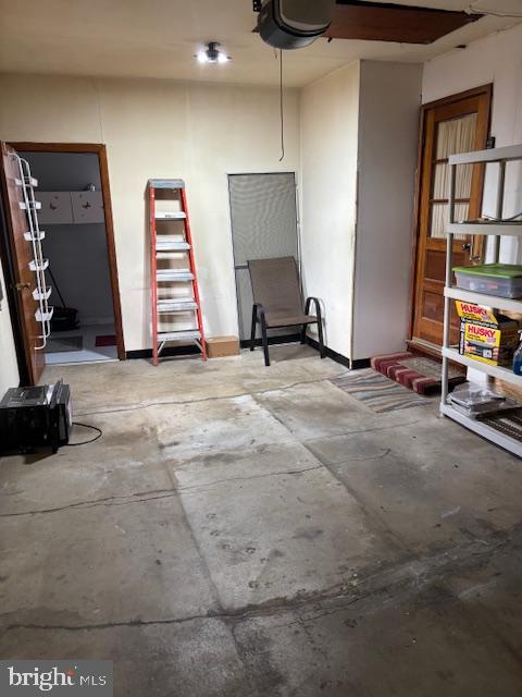 PERRYVILLE - Residential