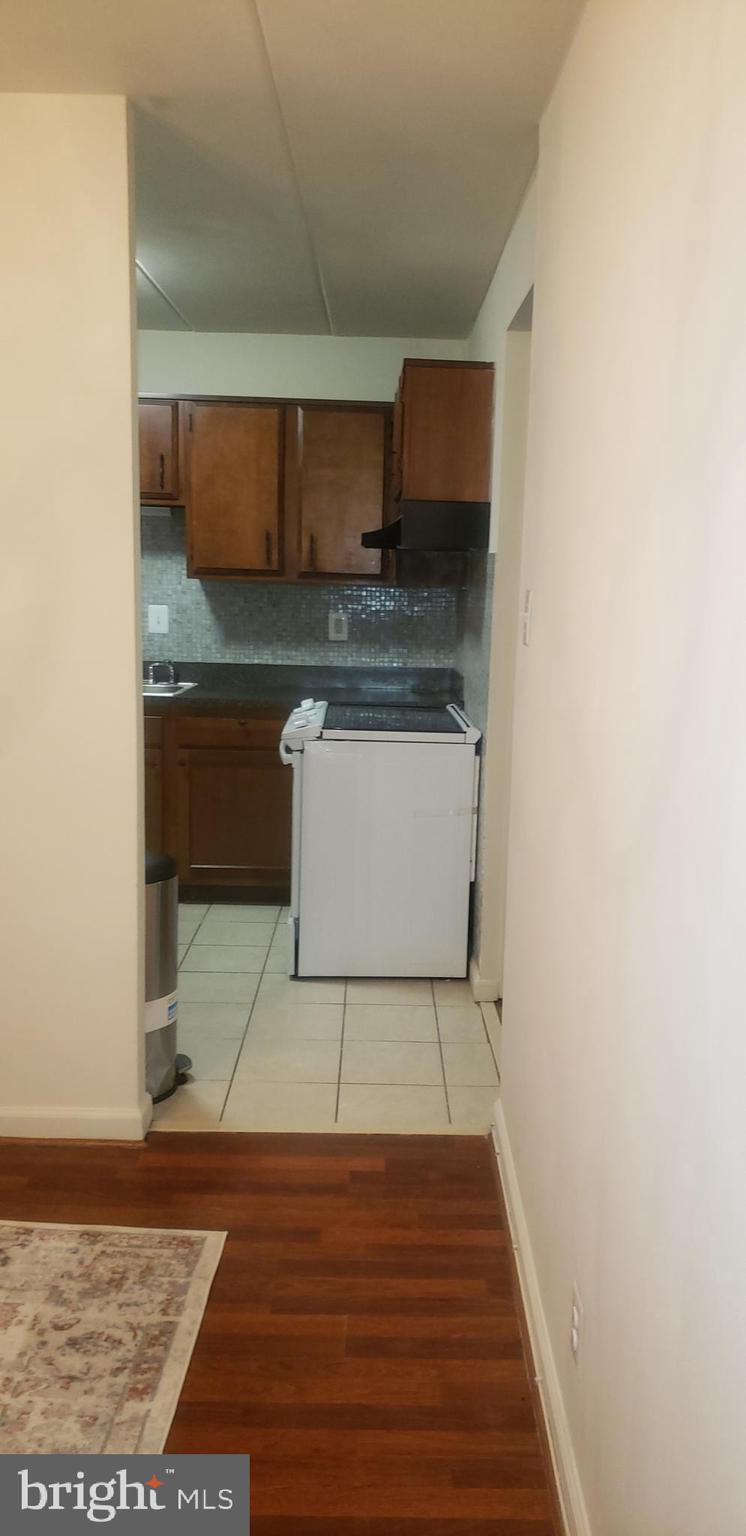 EDSALL TERRACE - Residential Lease