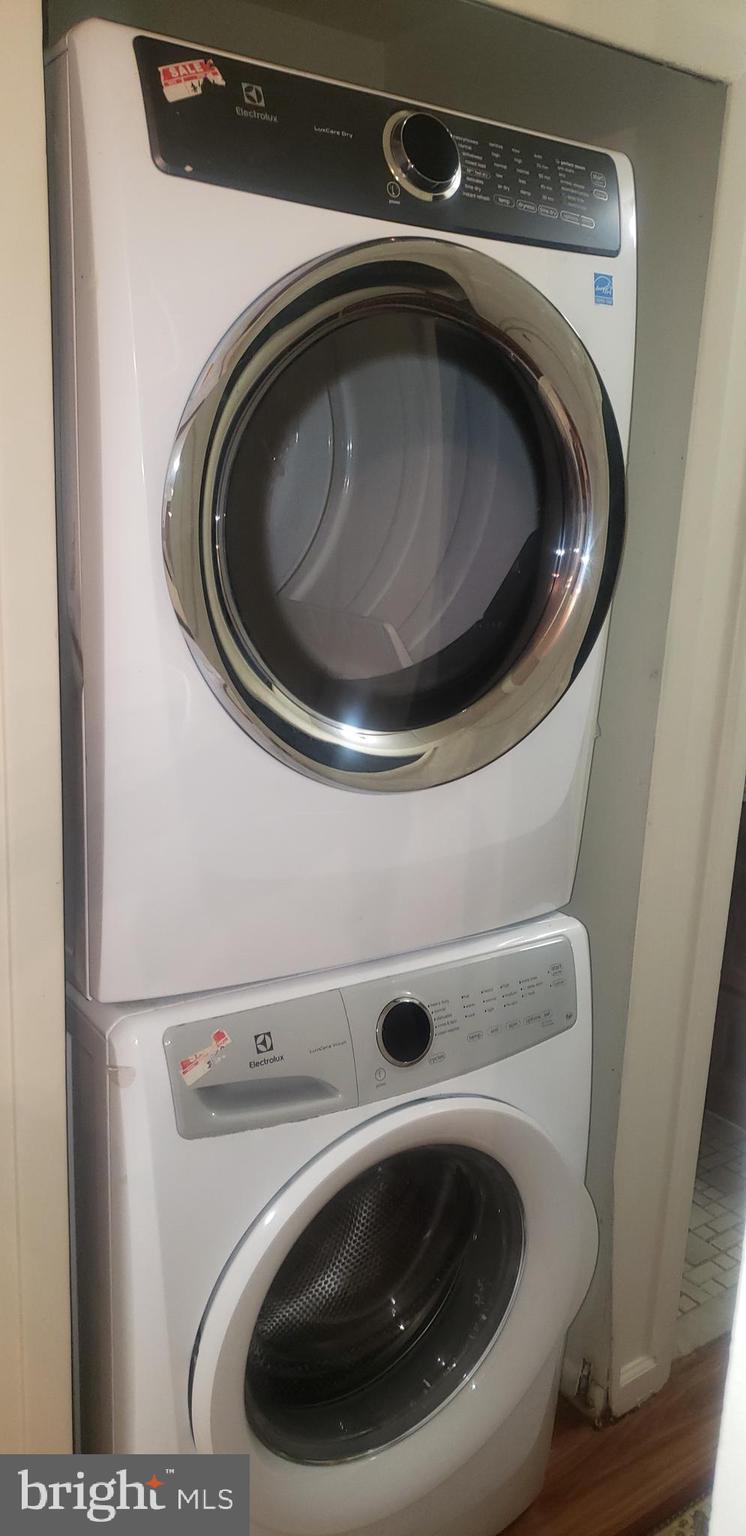 EDSALL TERRACE - Residential Lease