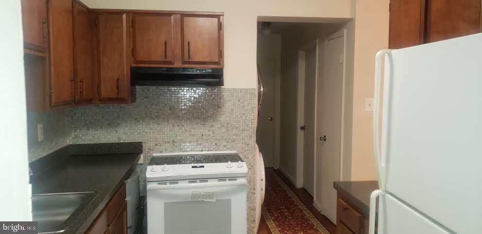 EDSALL TERRACE - Residential Lease