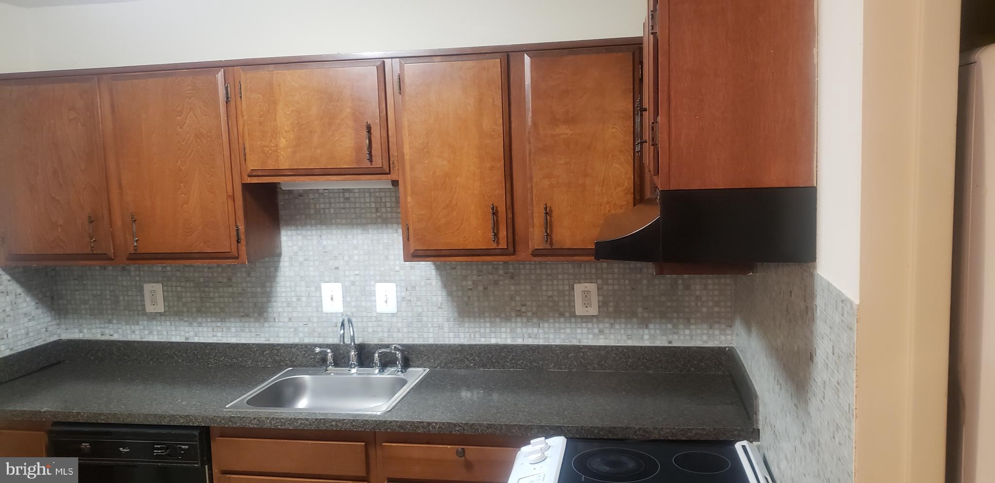 EDSALL TERRACE - Residential Lease