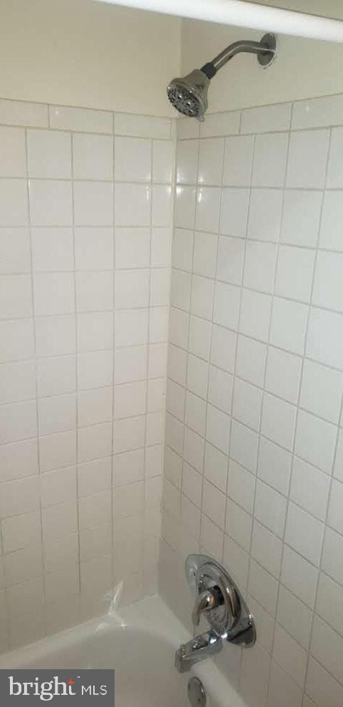 EDSALL TERRACE - Residential Lease