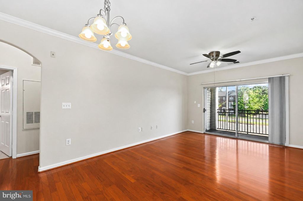 Photo of 12905 Centre Park Circle #212, HERNDON, VA 20171 (MLS # VAFX2311662)