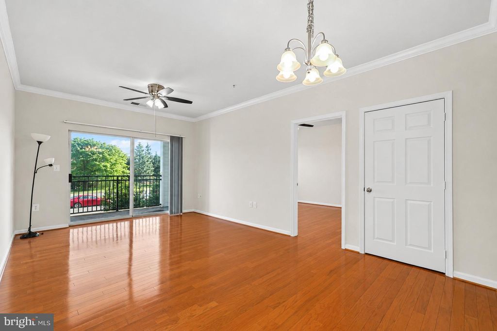 Photo of 12905 Centre Park Circle #212, HERNDON, VA 20171 (MLS # VAFX2311662)