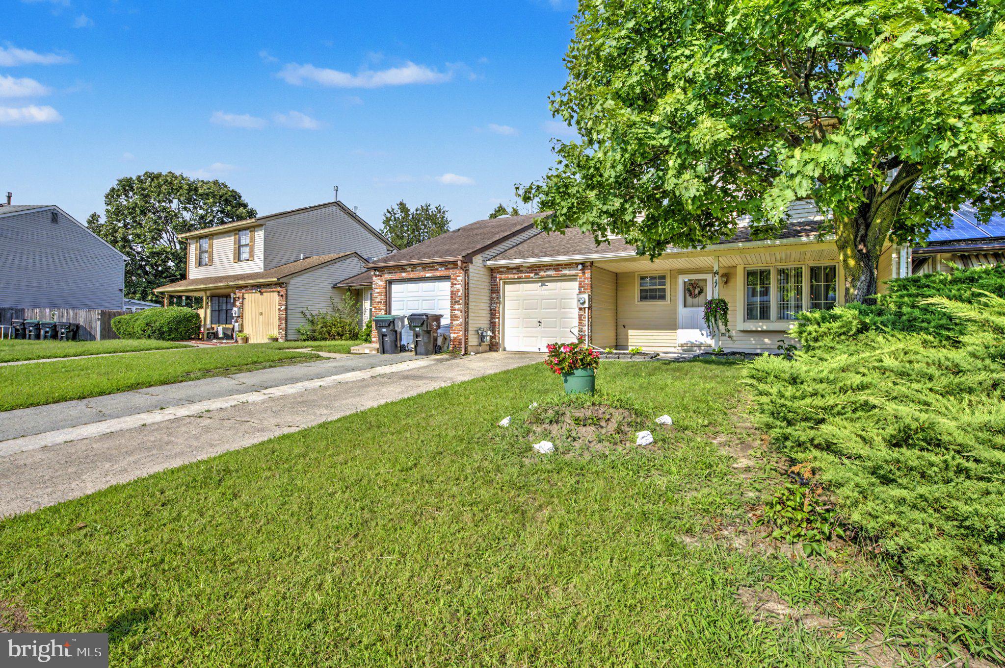 14 HATHAWAY DRIVE