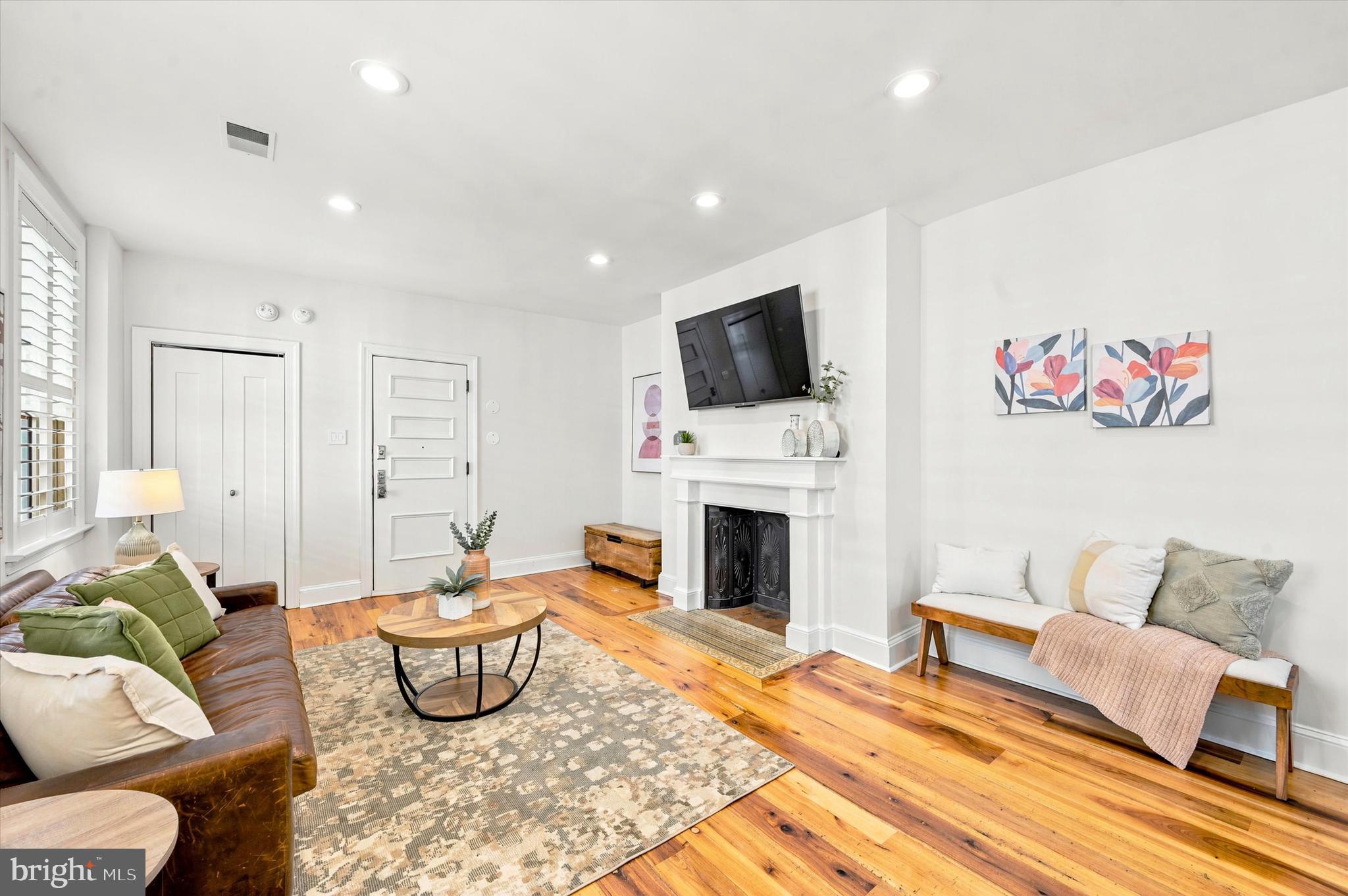 328 SPRUCE STREET 5