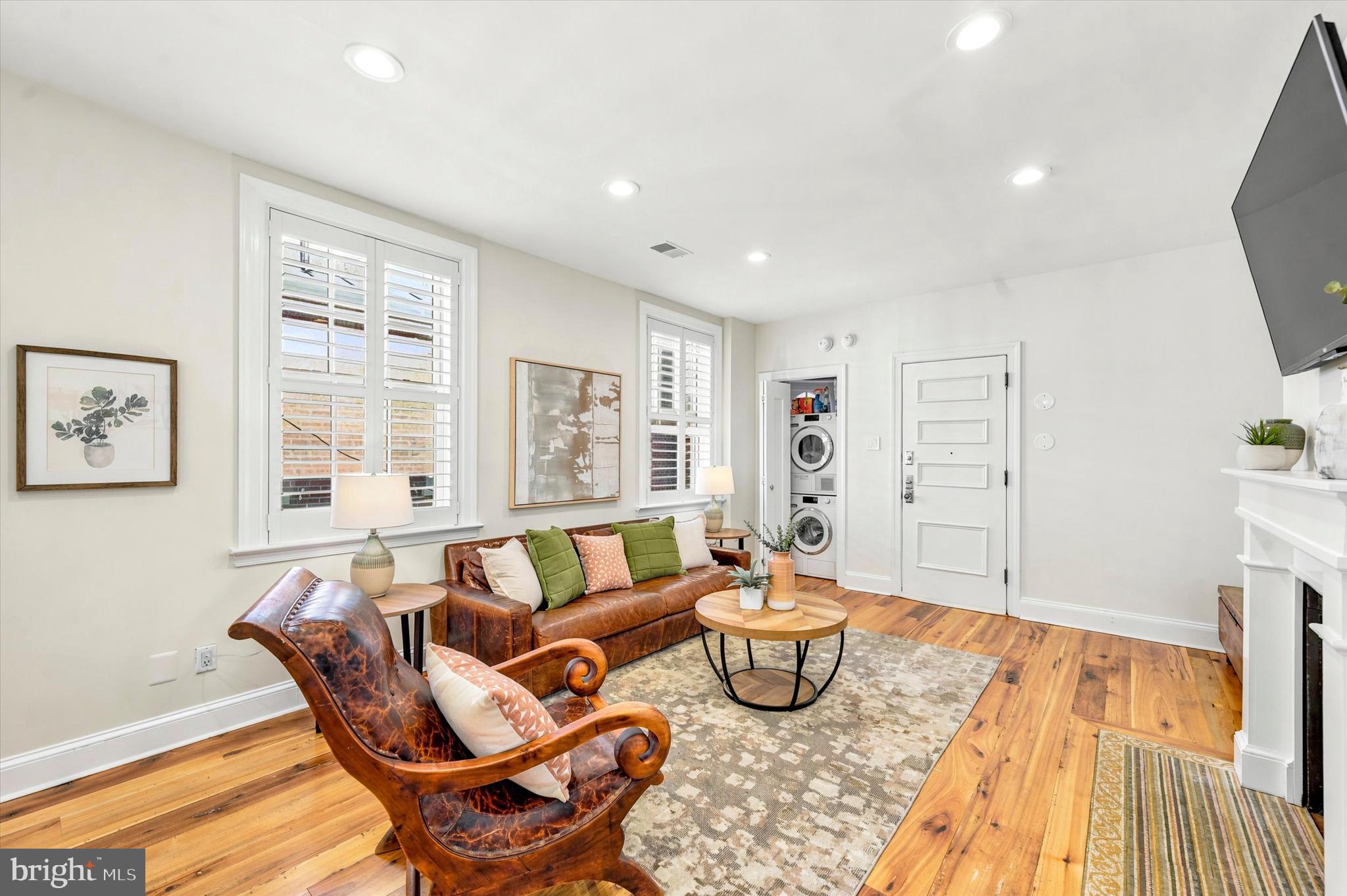 328 SPRUCE STREET 5