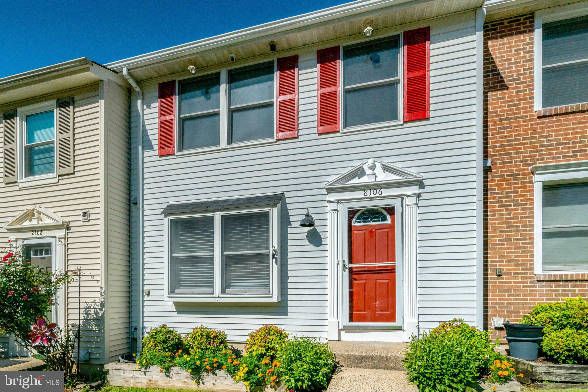 8106 PARKDALE COURT