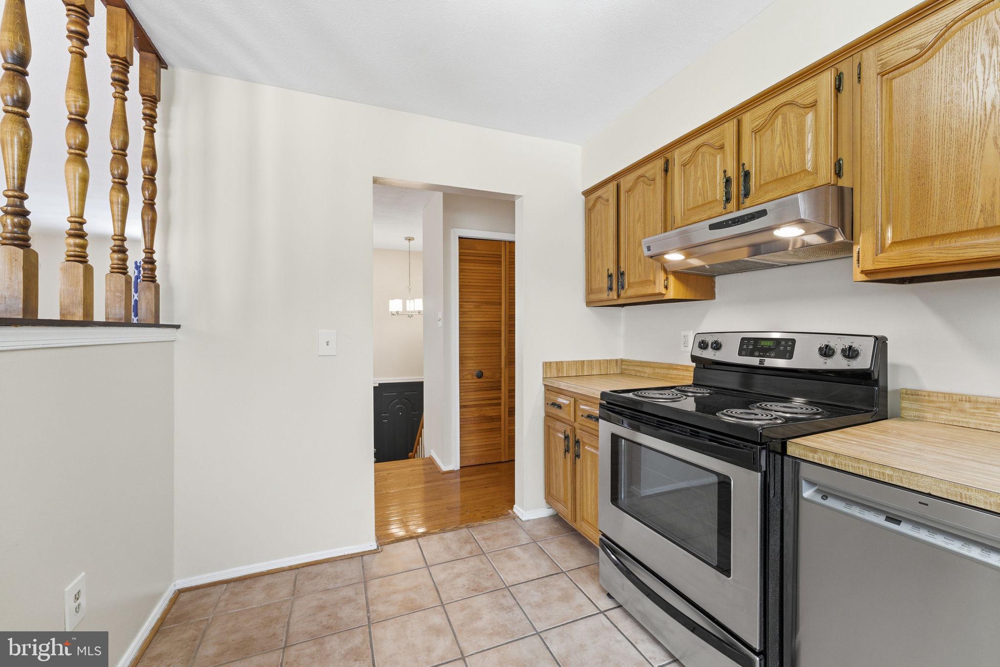 RAMBLING HILLS - Residential