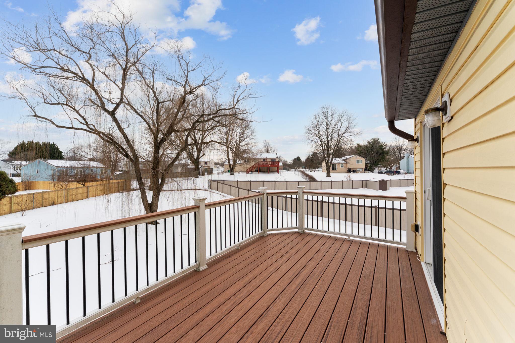 RAMBLING HILLS - Residential