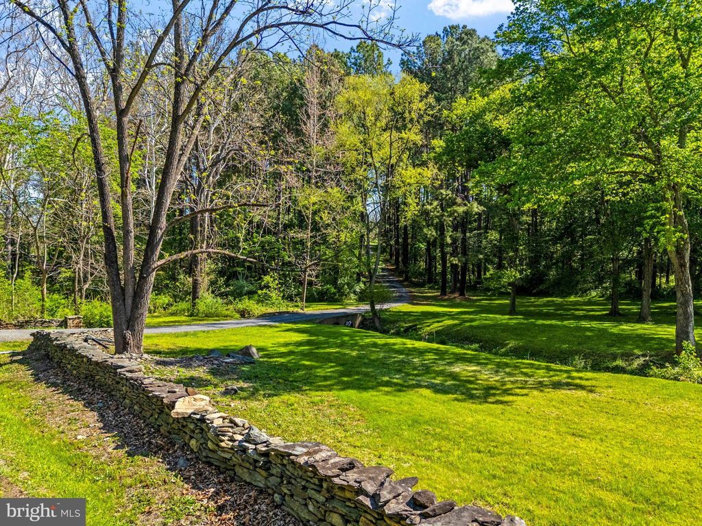 Photo of 3079 Halfway Road, THE PLAINS, VA 20198 (MLS # VAFQ2021936)