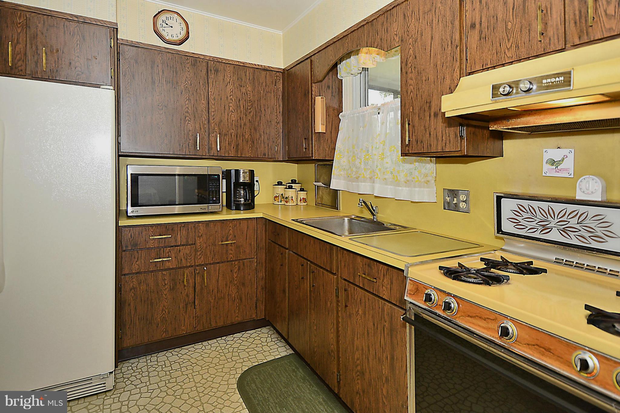 RIDGEFIELD - Residential