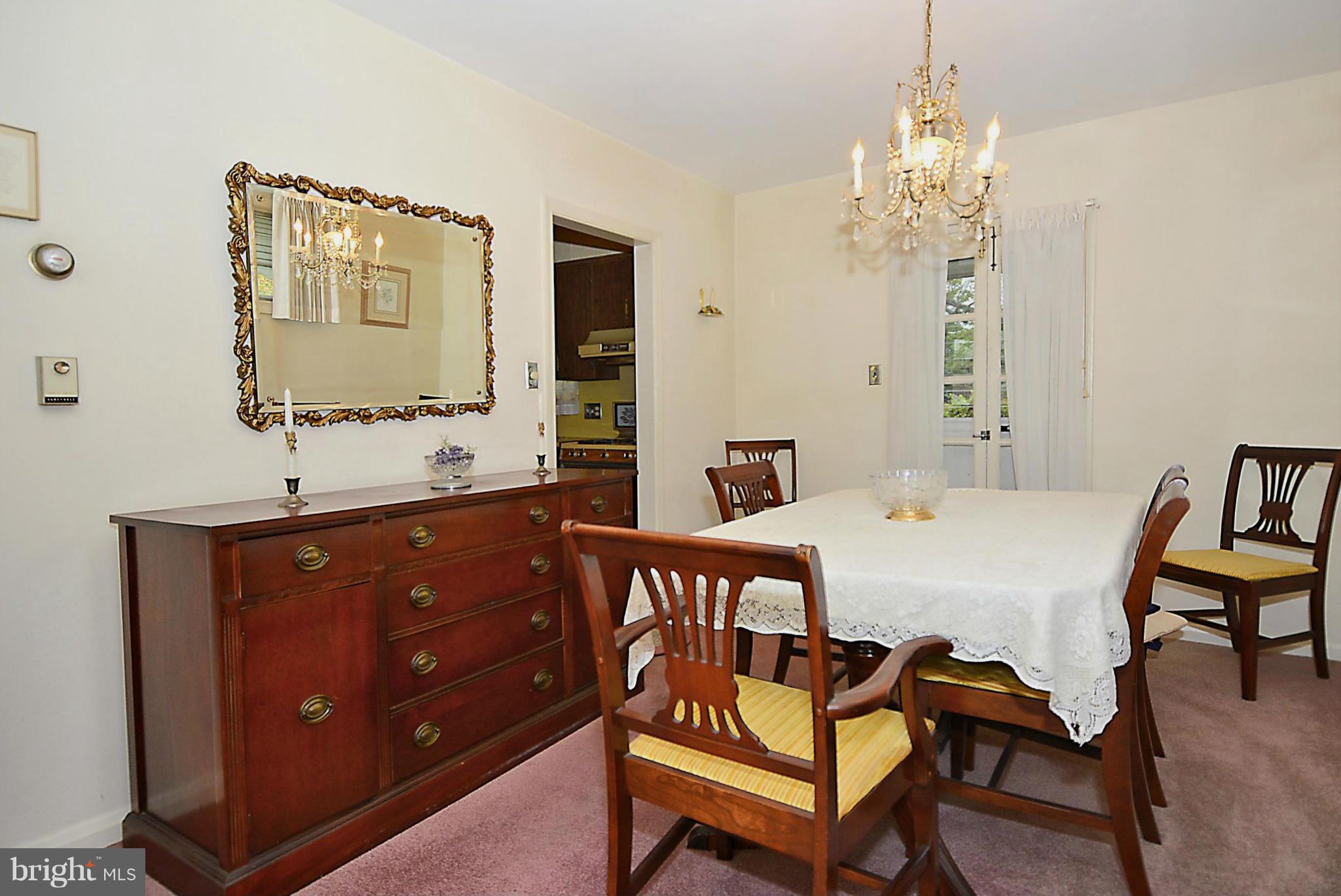 RIDGEFIELD - Residential