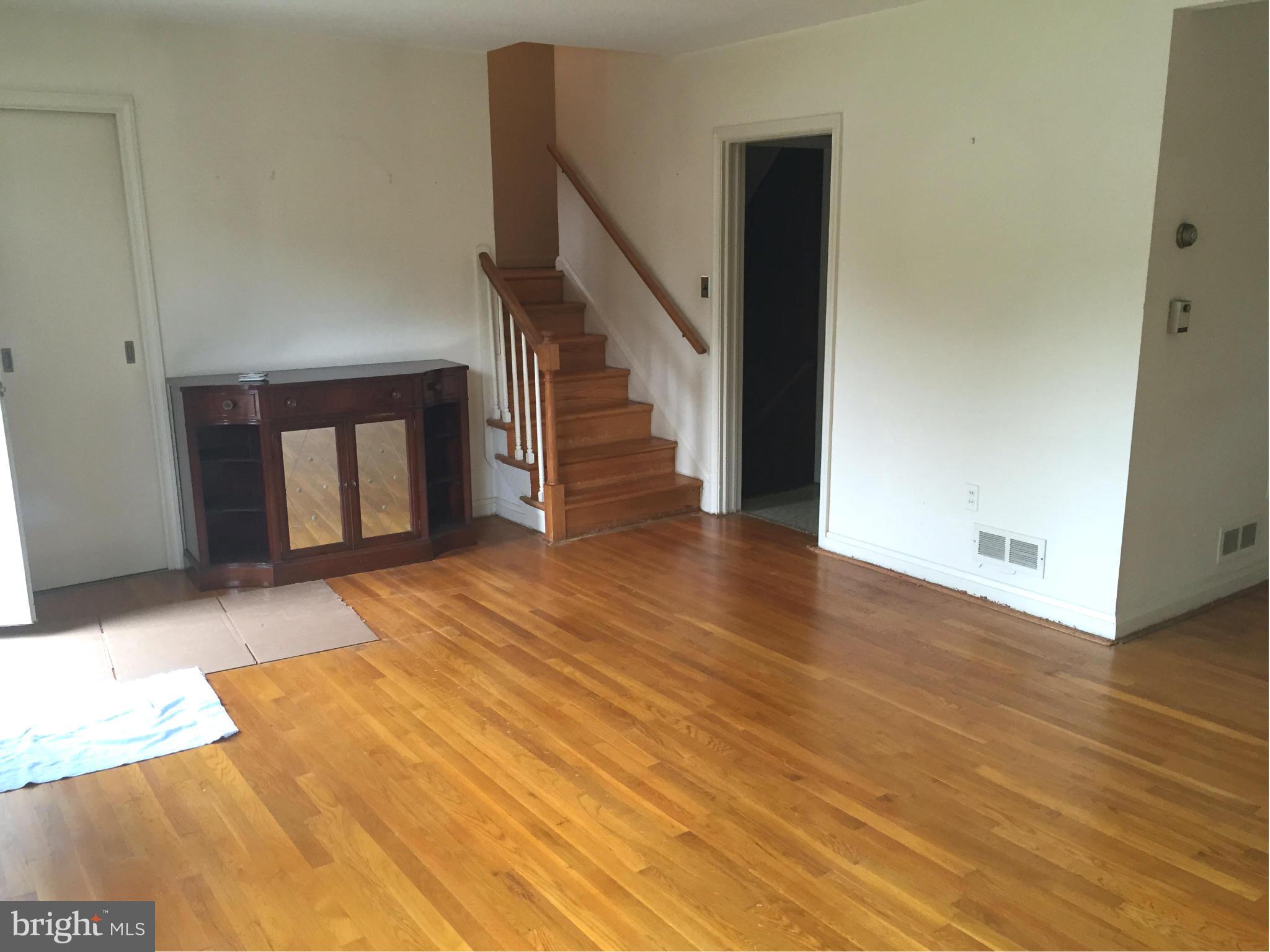 RIDGEFIELD - Residential