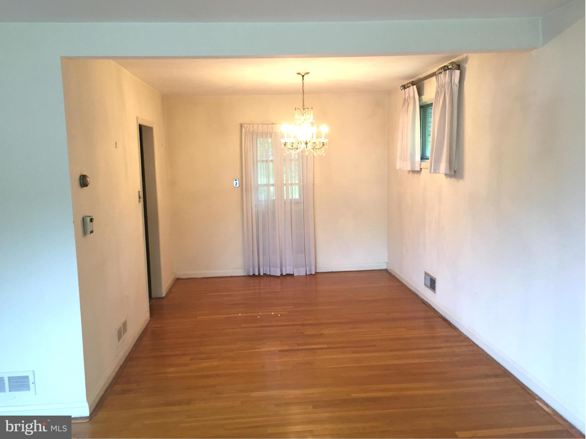 RIDGEFIELD - Residential