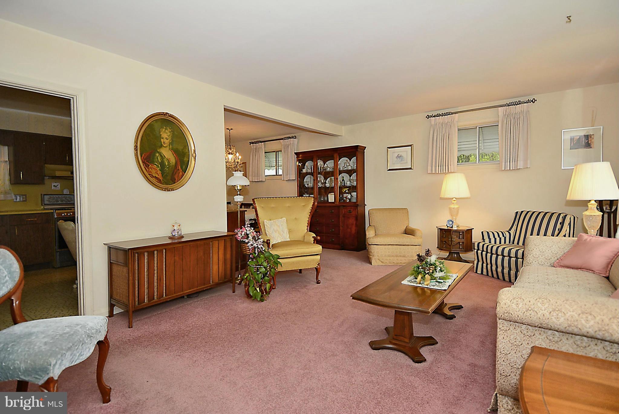 RIDGEFIELD - Residential