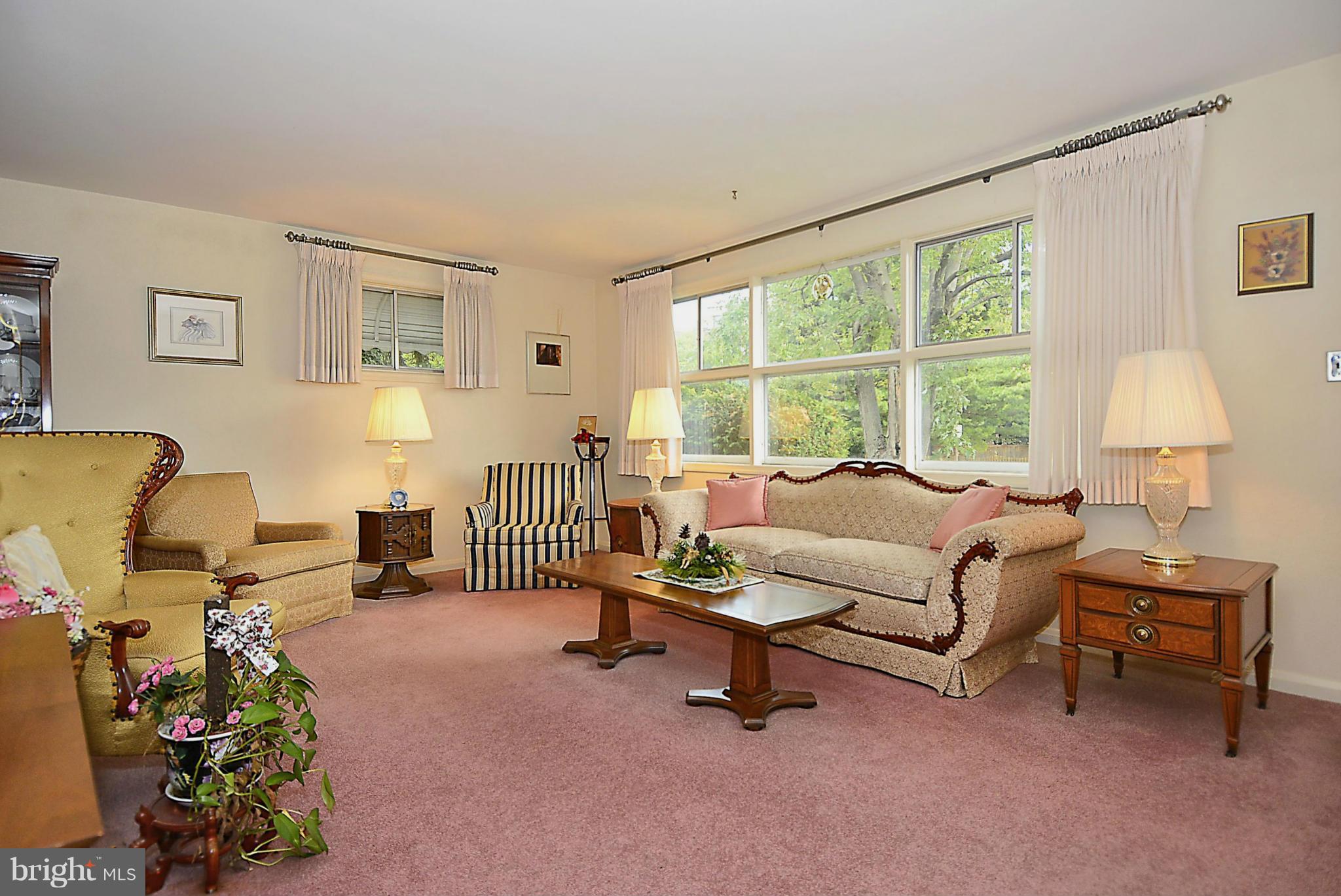 RIDGEFIELD - Residential