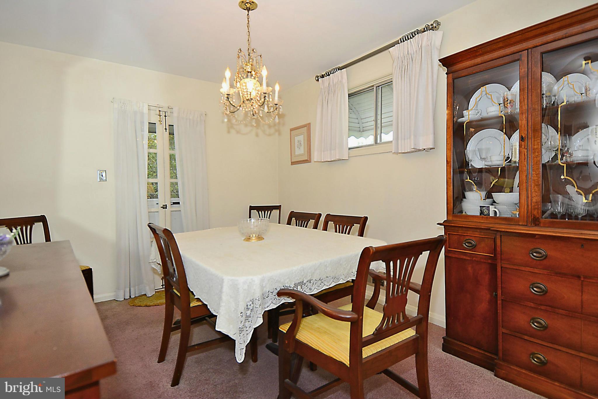 RIDGEFIELD - Residential