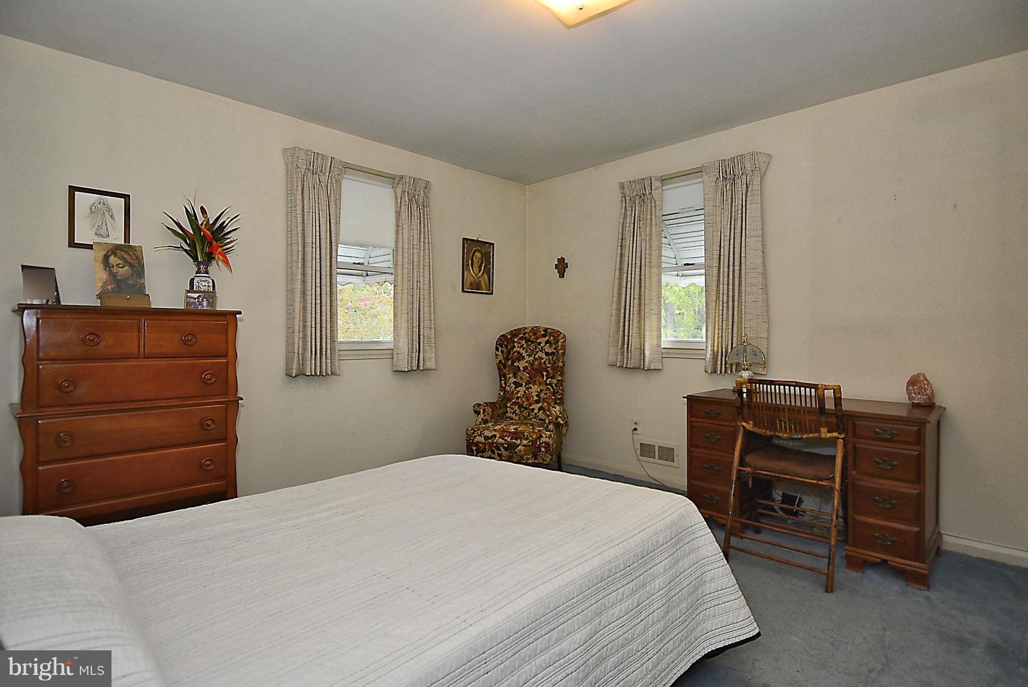 RIDGEFIELD - Residential