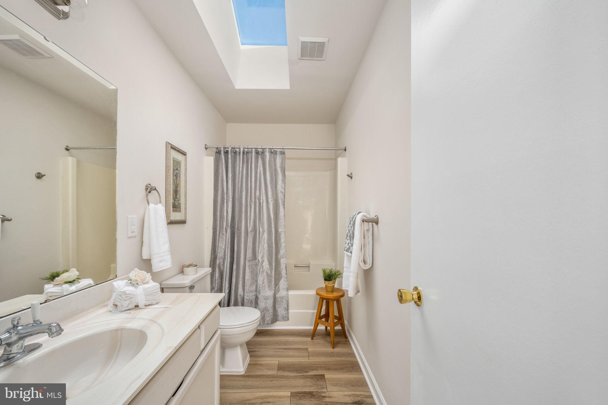 WINDSOR PLACE - Residential