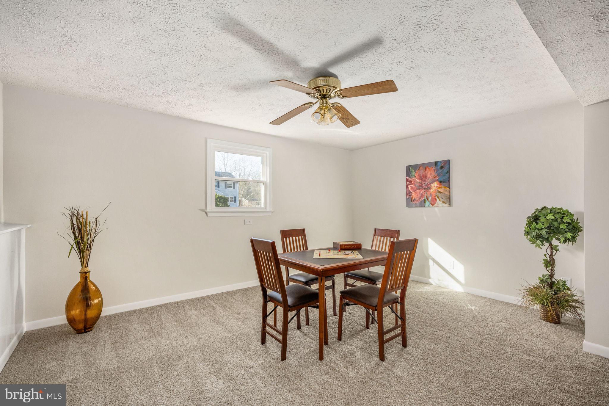 WINDSOR PLACE - Residential