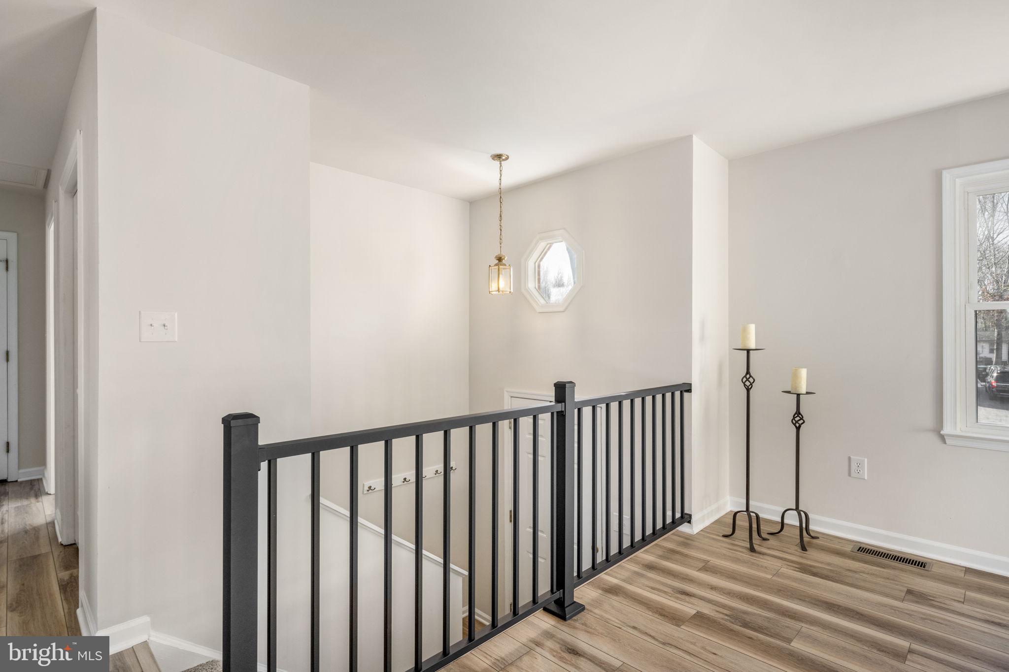 WINDSOR PLACE - Residential