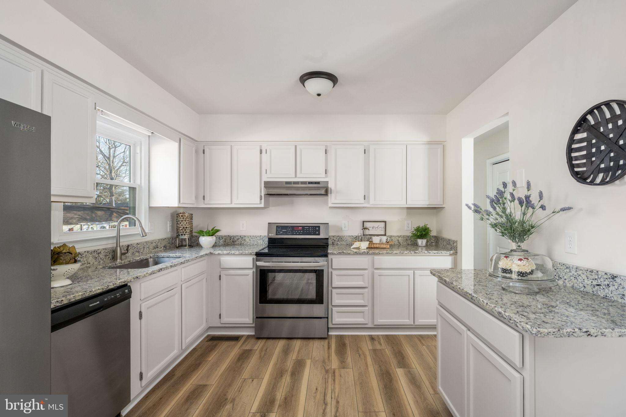 WINDSOR PLACE - Residential