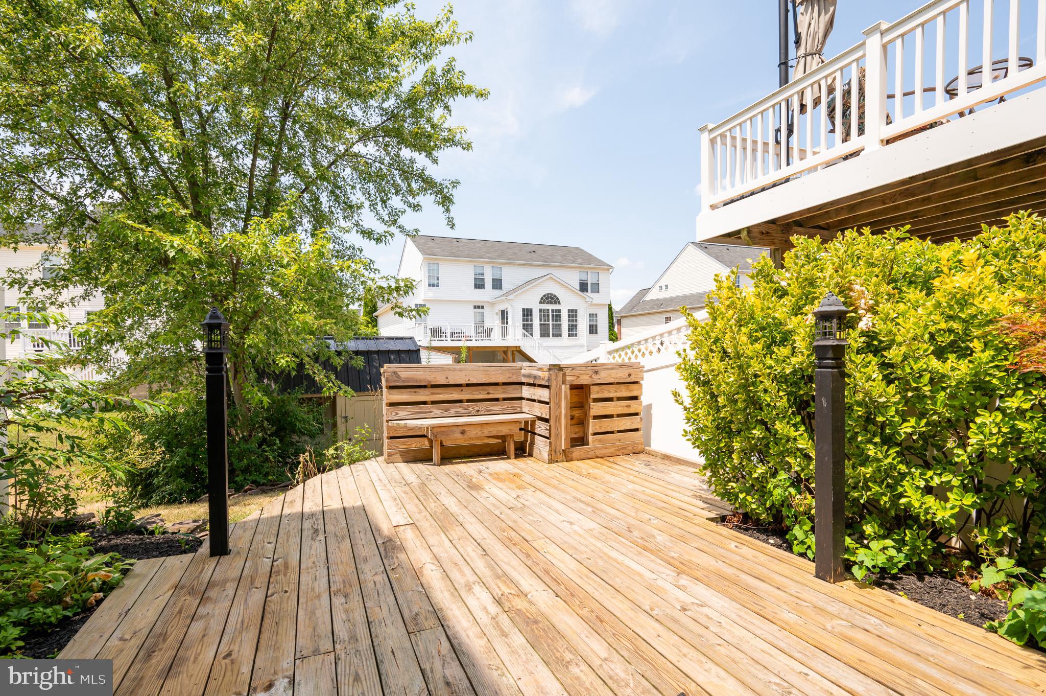 LAKELAND PLACE - Residential Lease