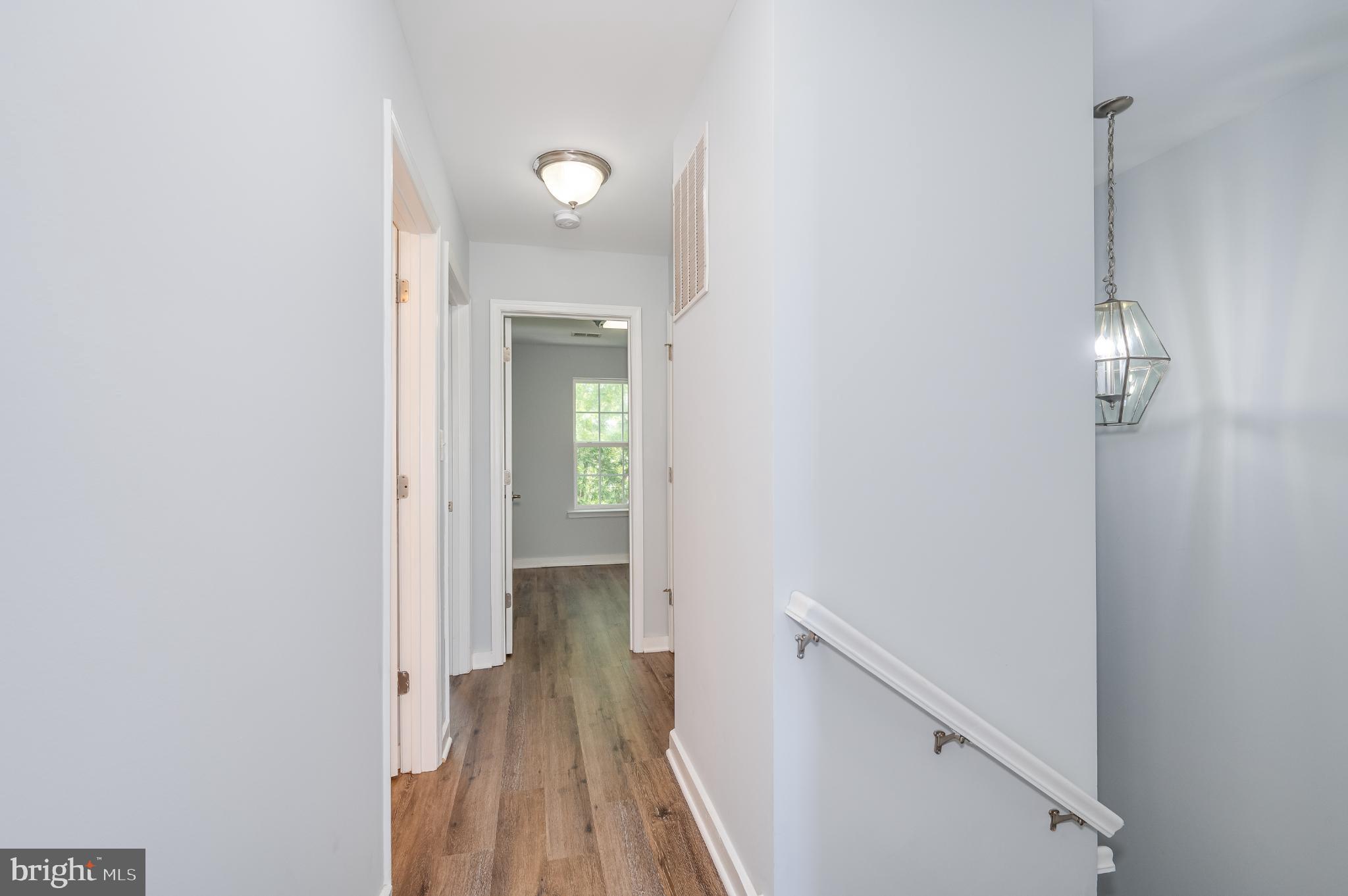 LAKELAND PLACE - Residential Lease