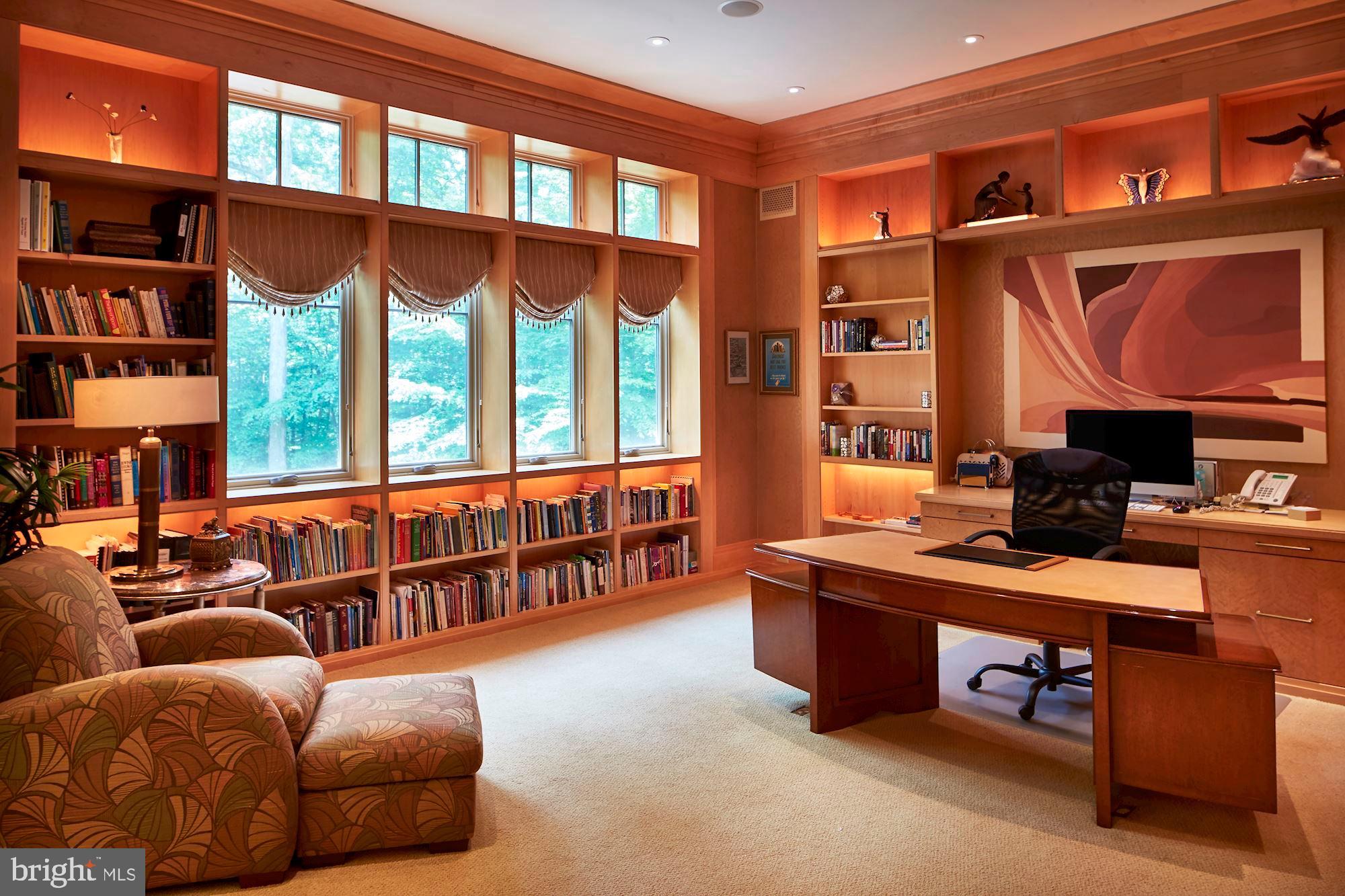 DOMINION VALLEY HUNT - Residential