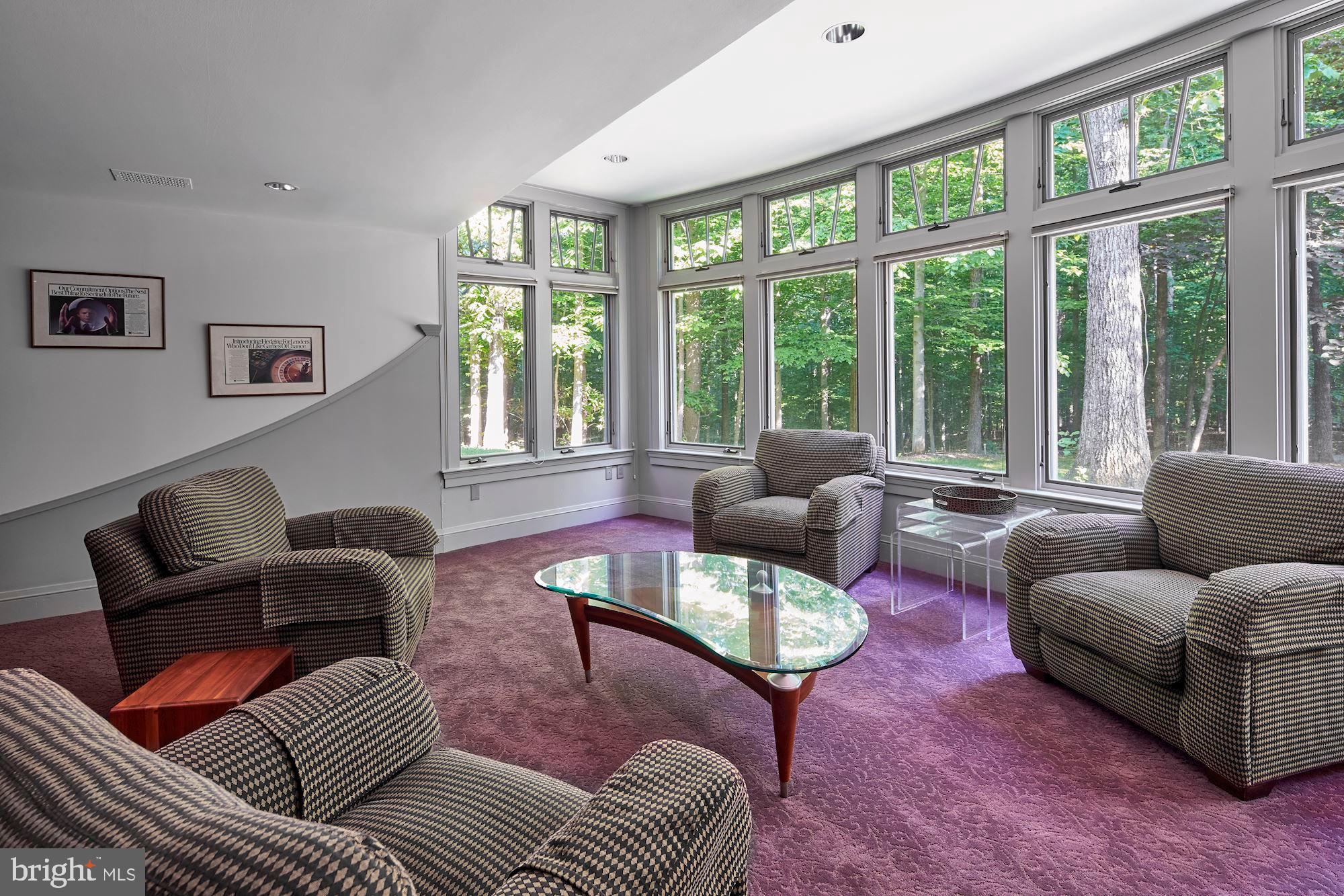 DOMINION VALLEY HUNT - Residential