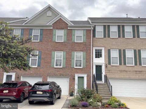 Photo of 13020 Rose Petal Circle, HERNDON, VA 20171 (MLS # VAFX2342948)