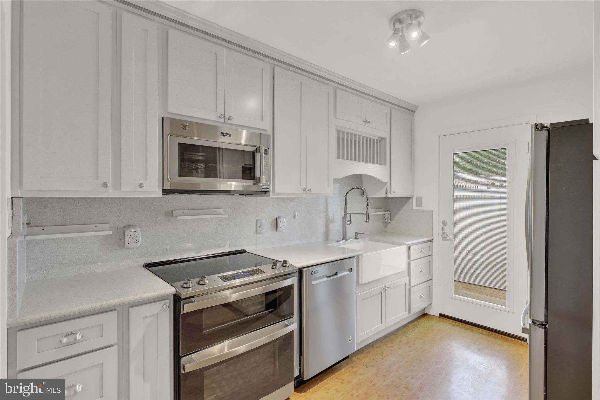 VALLEY GREEN - Residential