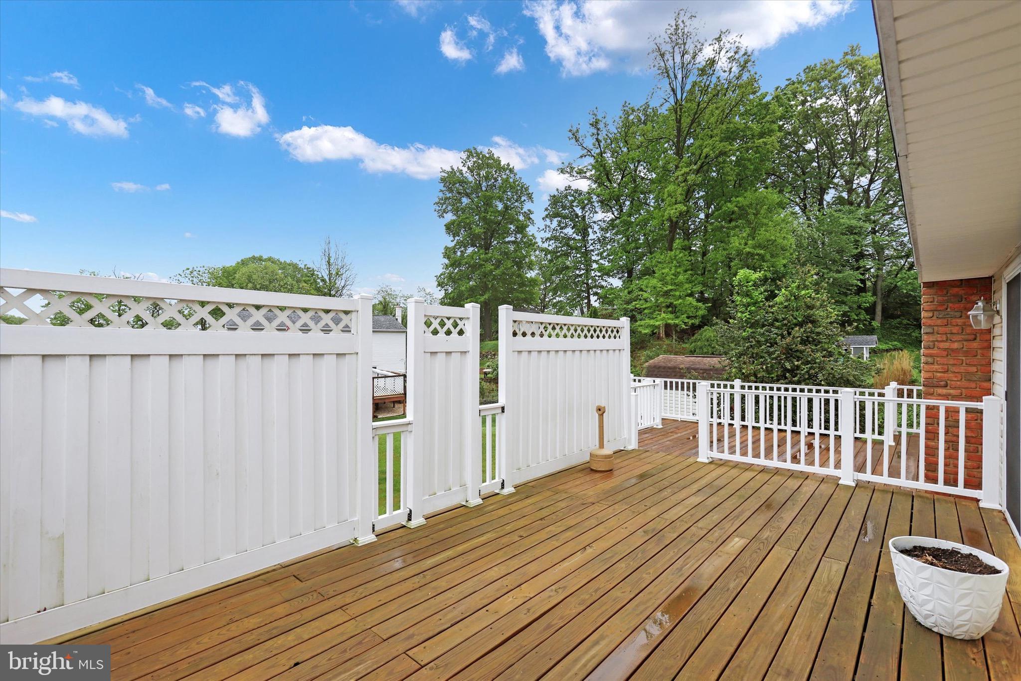 VALLEY GREEN - Residential