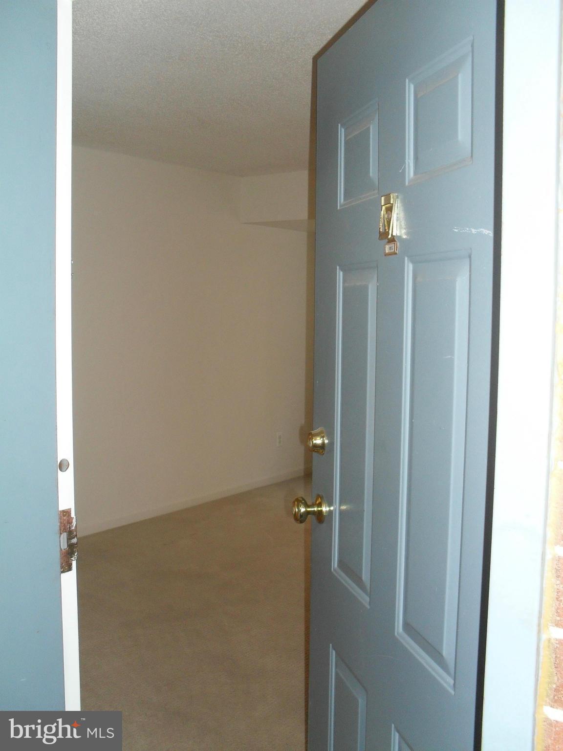 OLD TOWN - Residential Lease