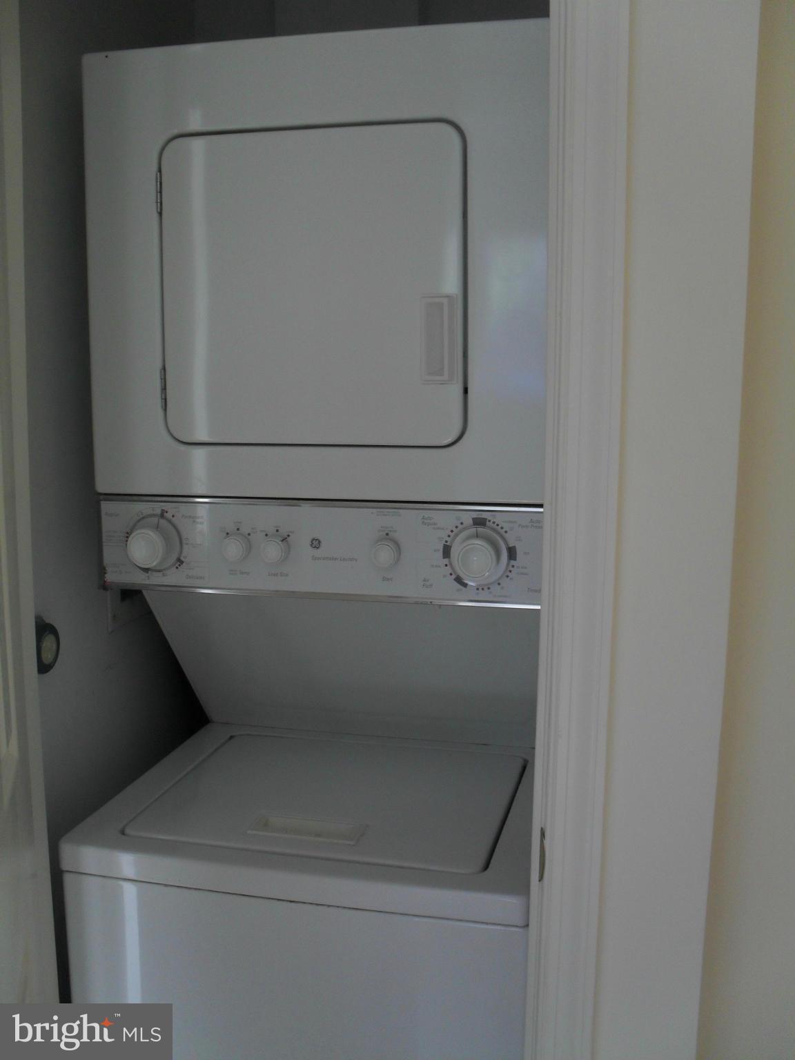 OLD TOWN - Residential Lease