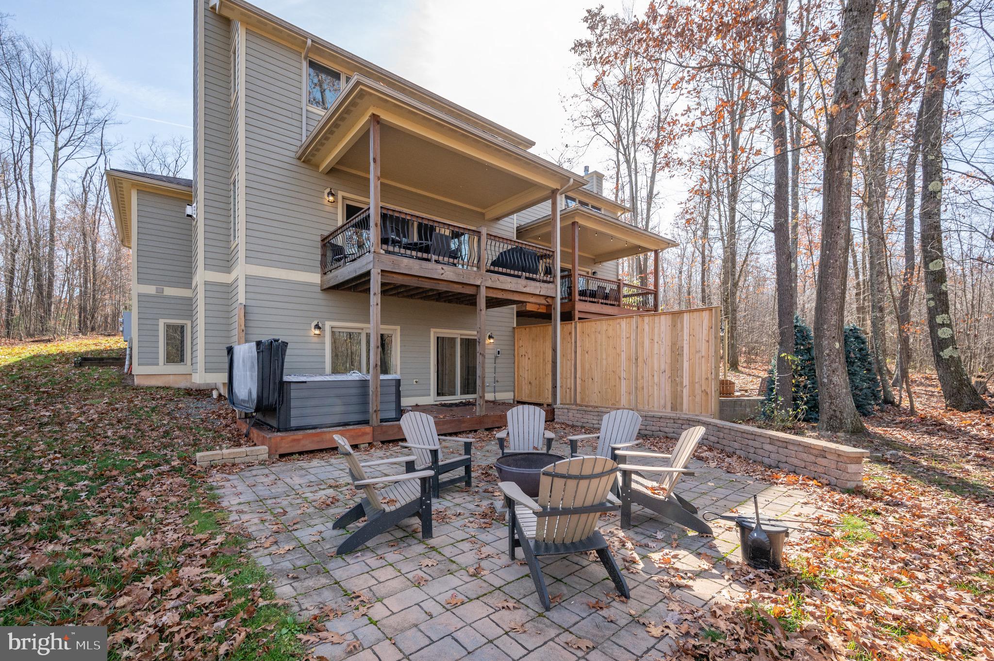 TIMBERLAKE VILLAGE - Residential