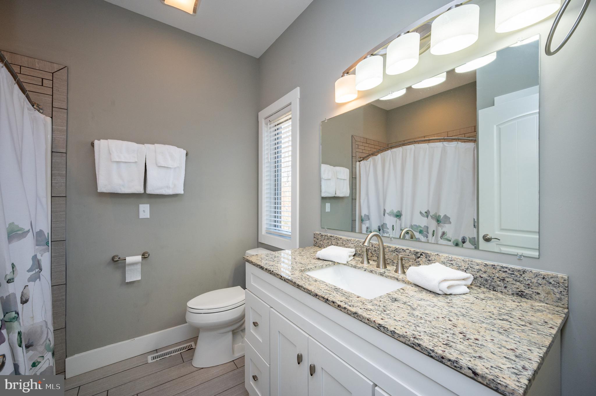 TIMBERLAKE VILLAGE - Residential