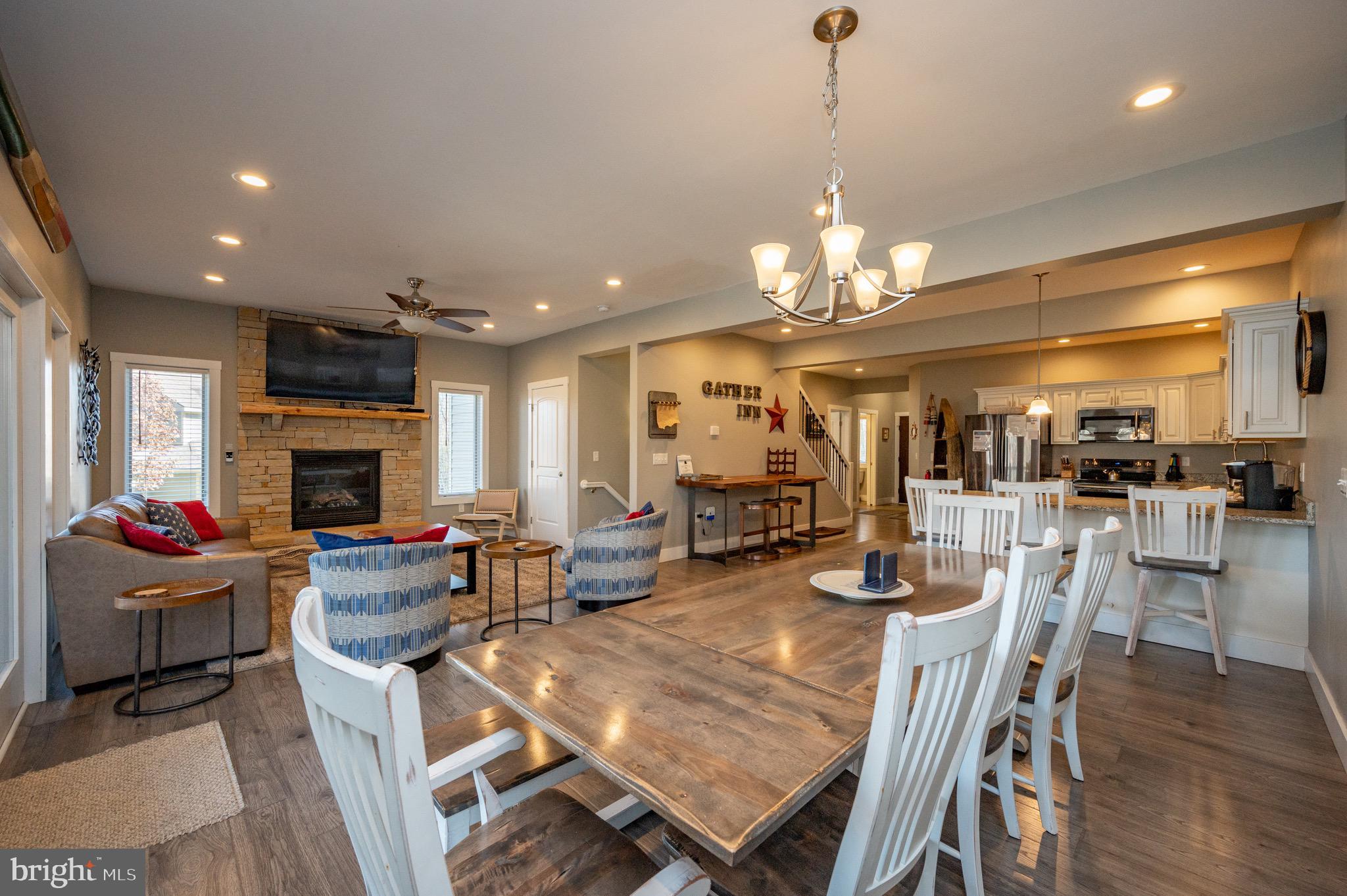 TIMBERLAKE VILLAGE - Residential