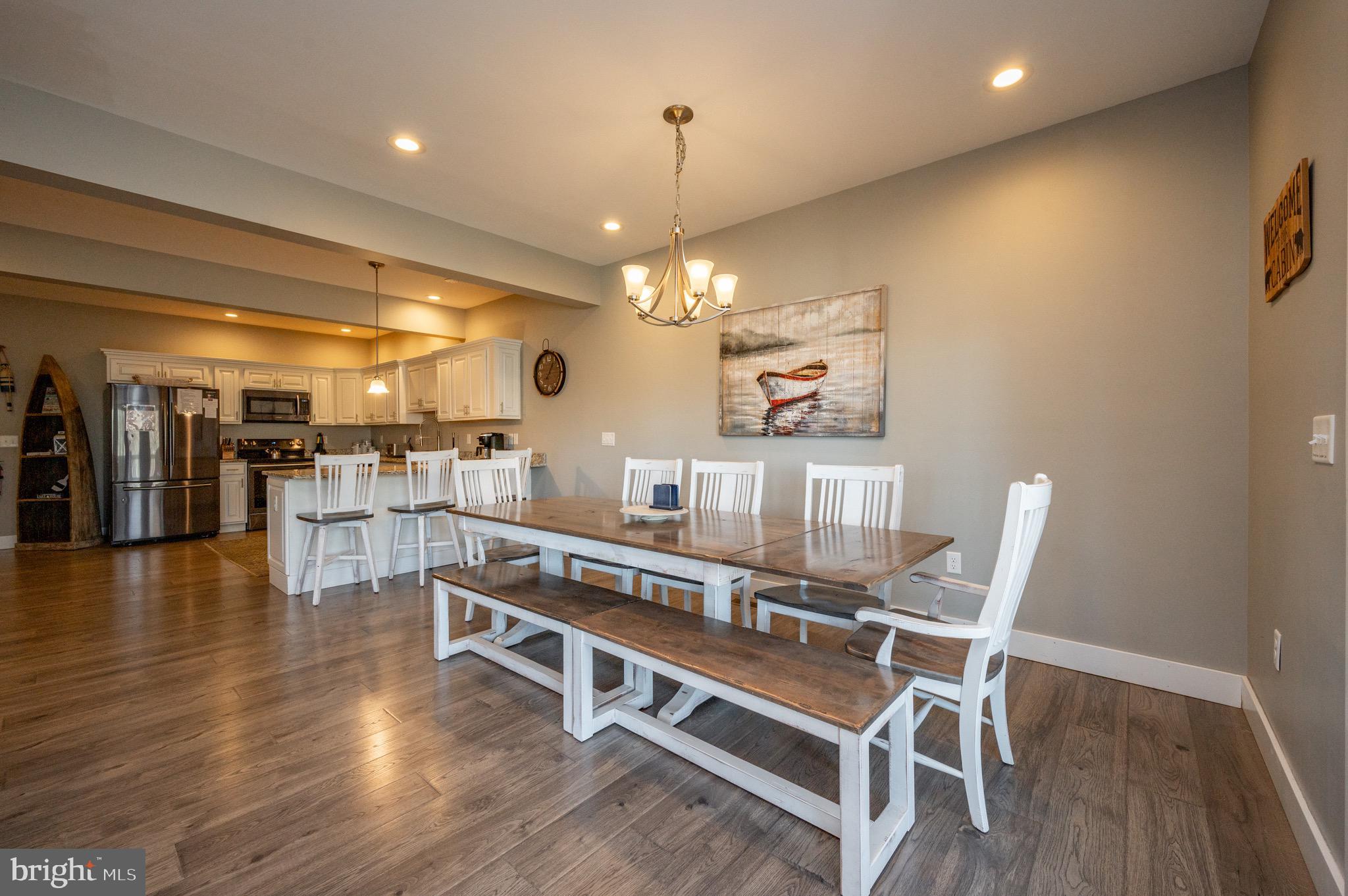 TIMBERLAKE VILLAGE - Residential