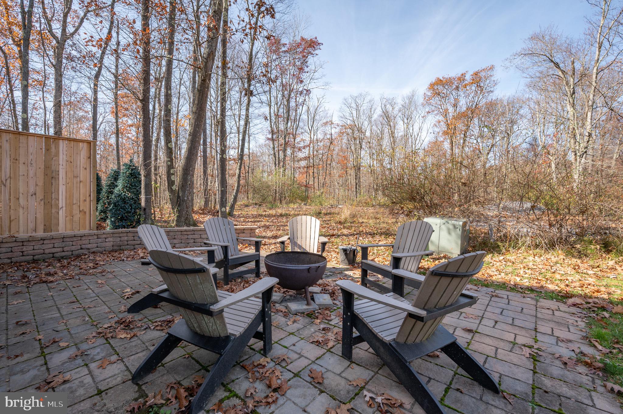 TIMBERLAKE VILLAGE - Residential