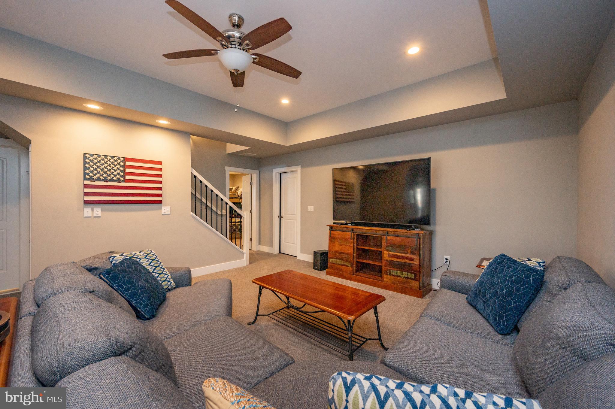 TIMBERLAKE VILLAGE - Residential