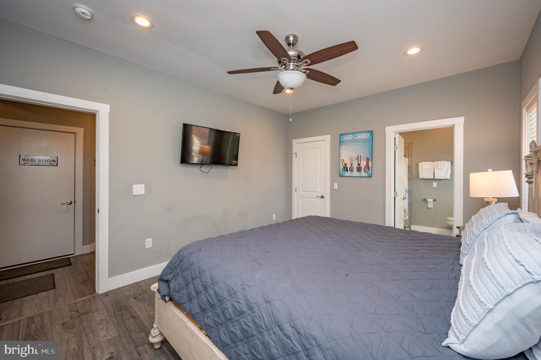 TIMBERLAKE VILLAGE - Residential